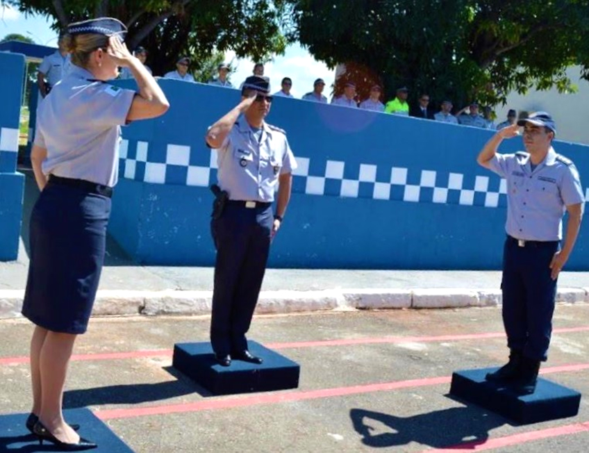 Troca de comando do Colégio Militar Tiradentes, em 2016